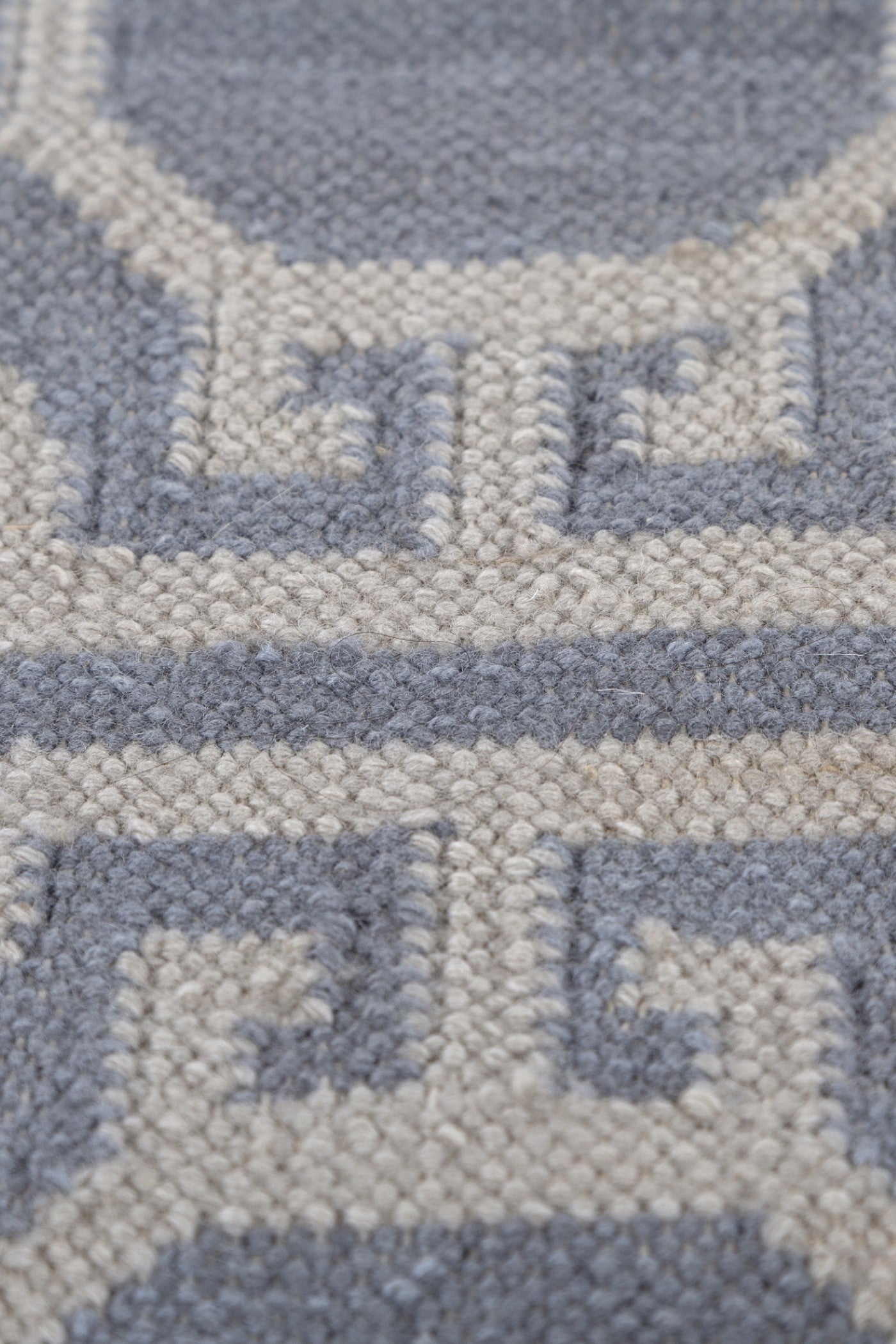 Jaipur Rugs Soft Geomatric With Greek Key Border 8X10 Feet Rug| Light Silver & Silver Lake Blue Hand Knotted Dhurrie Carpet For Living Room