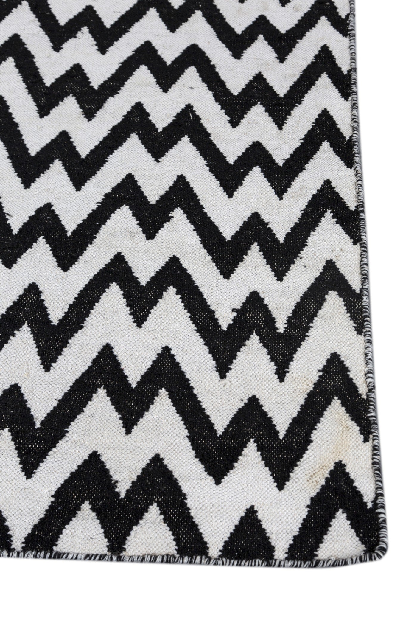 Jaipur Rugs Soft Chevron 4X6 Feet Rug| Ebony & Undyed White Hand Knotted Dhurrie Carpet For Living Room