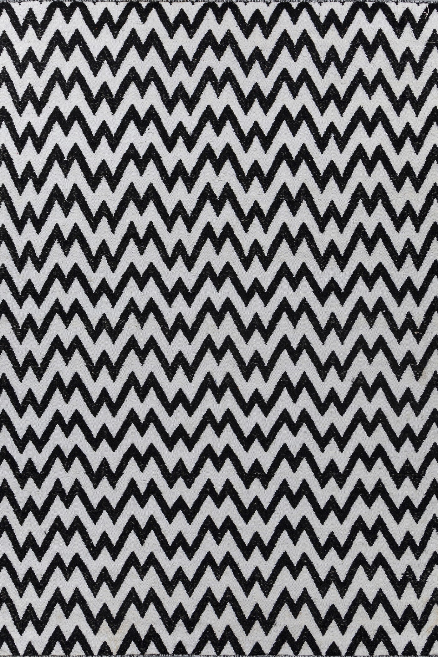 Jaipur Rugs Soft Chevron 4X6 Feet Rug| Ebony & Undyed White Hand Knotted Dhurrie Carpet For Living Room