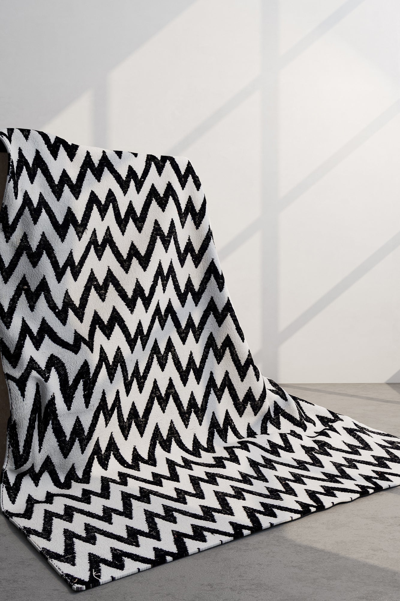 Jaipur Rugs Soft Chevron 6X9 Feet Rug| Ebony & Undyed White Hand Knotted Dhurrie Carpet For Living Room