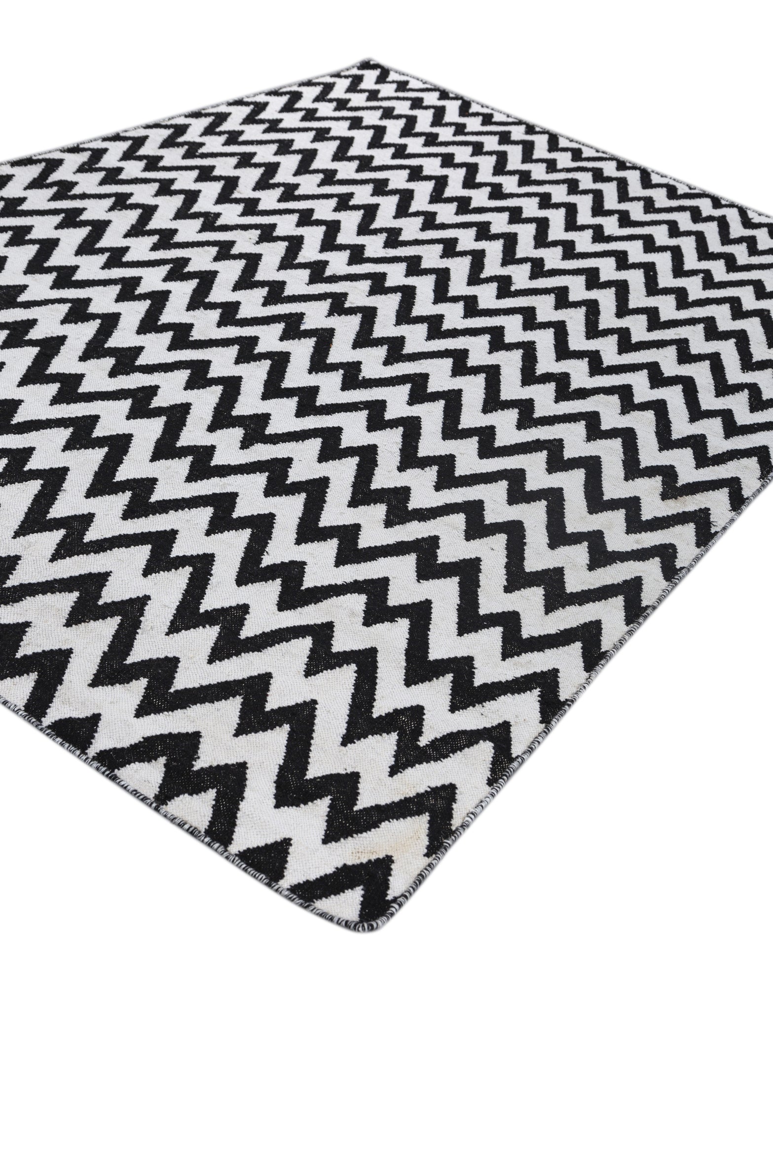Jaipur Rugs Soft Chevron 6X9 Feet Rug| Ebony & Undyed White Hand Knotted Dhurrie Carpet For Living Room