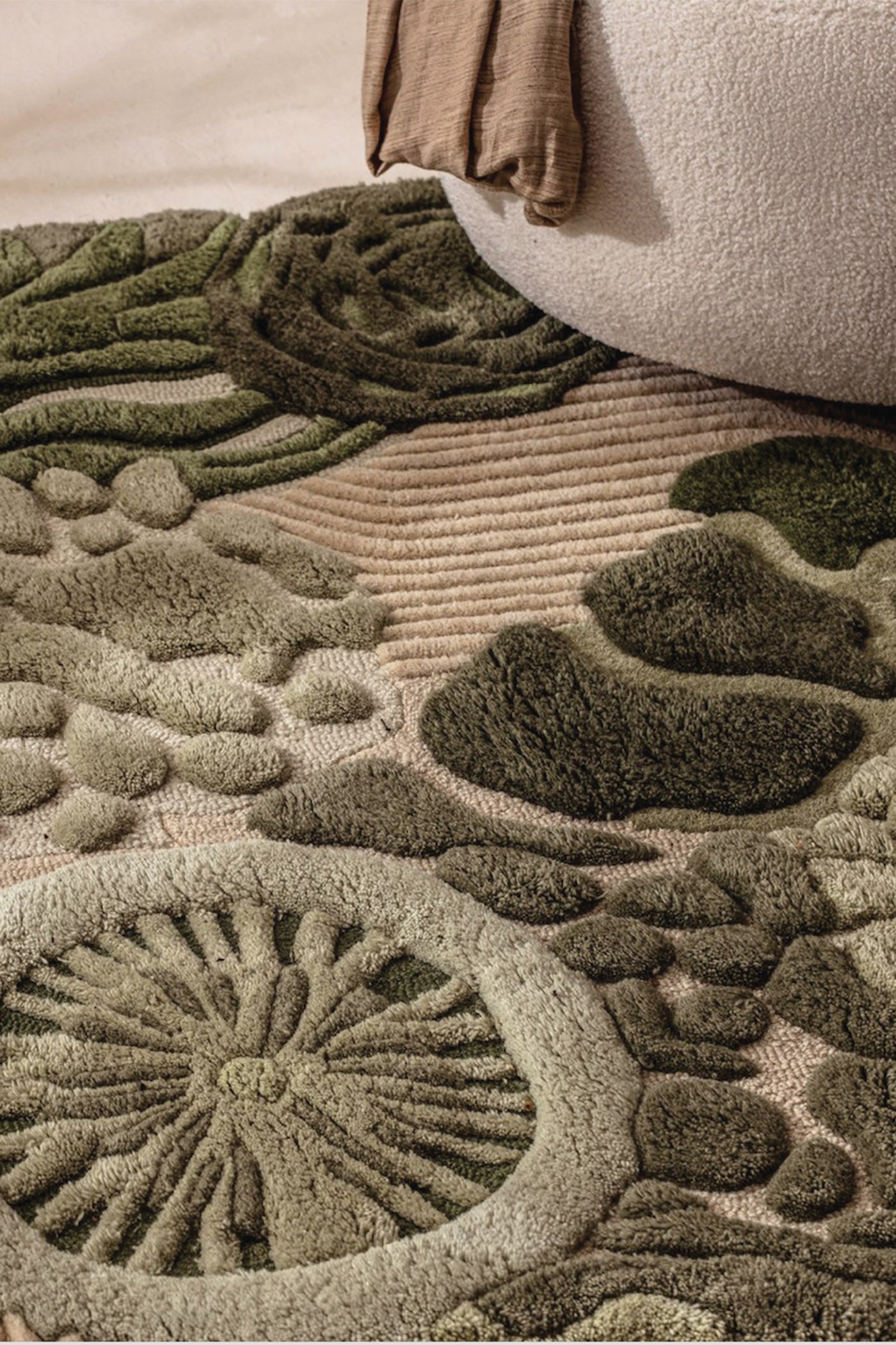 Velvet moss Rug