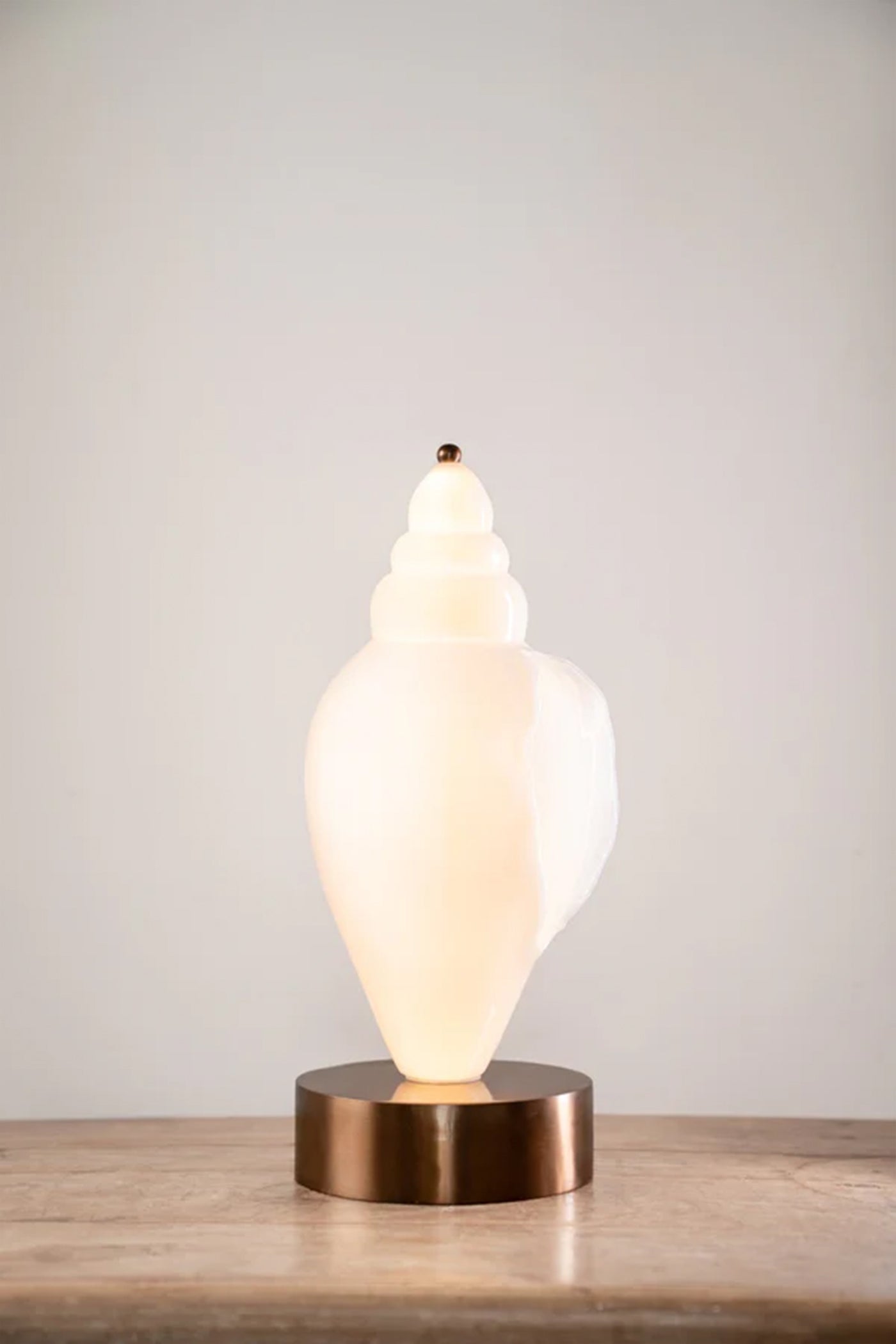Shankha Table Lamp