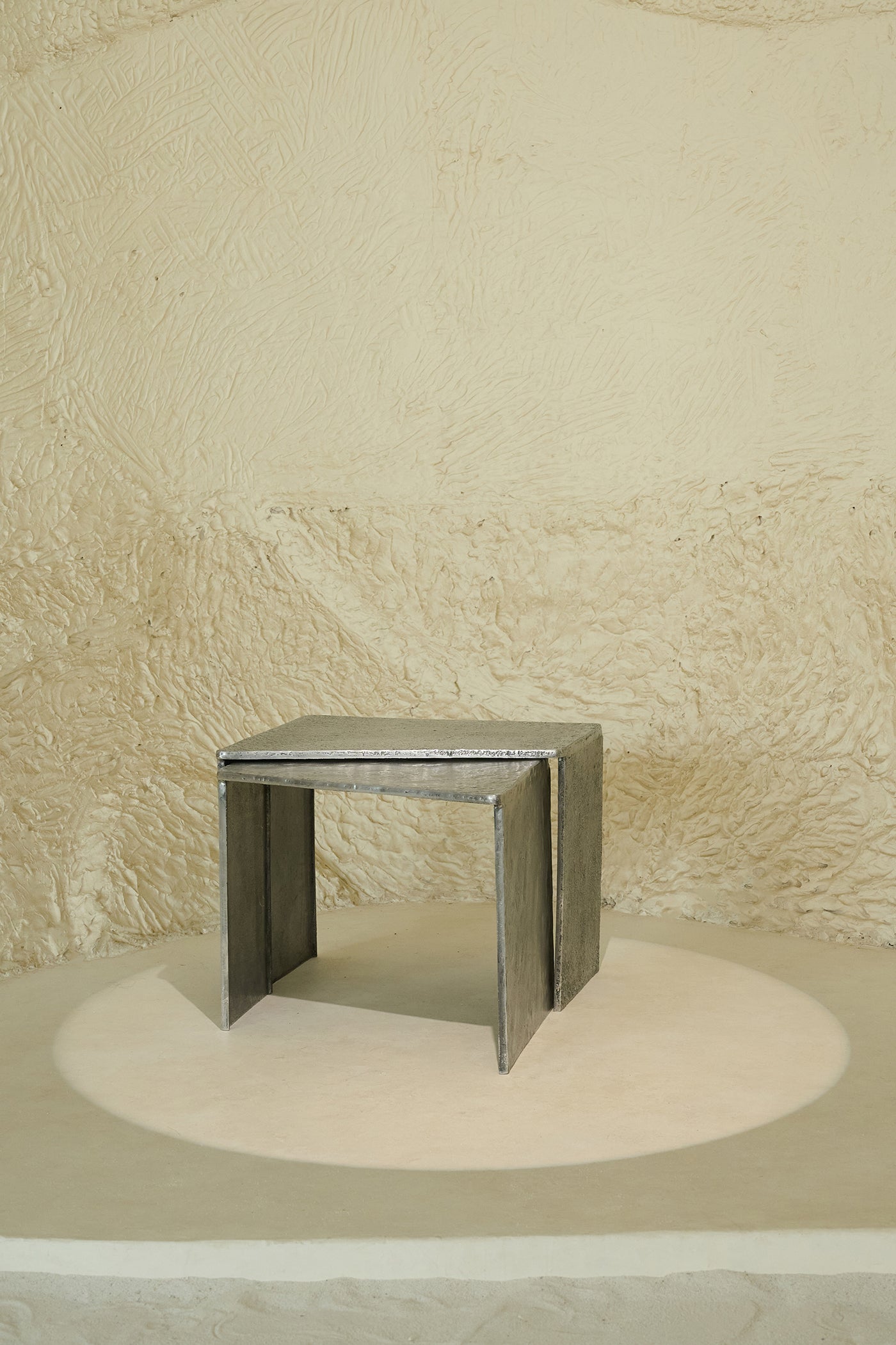 Ina
Coffee Table