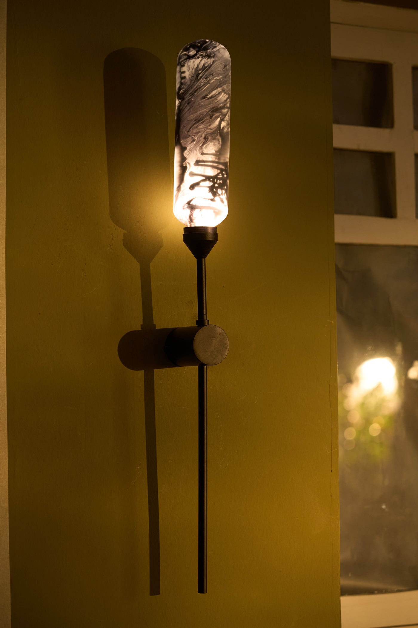 Kinara Oblong
Outdoor
Wall Lamp Black