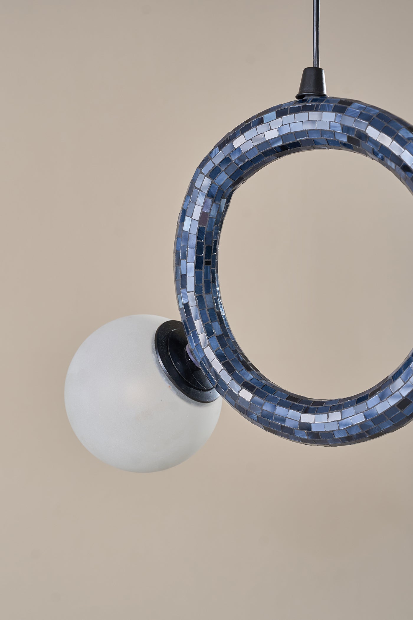 Reva Small Ring Hanging Lamp
