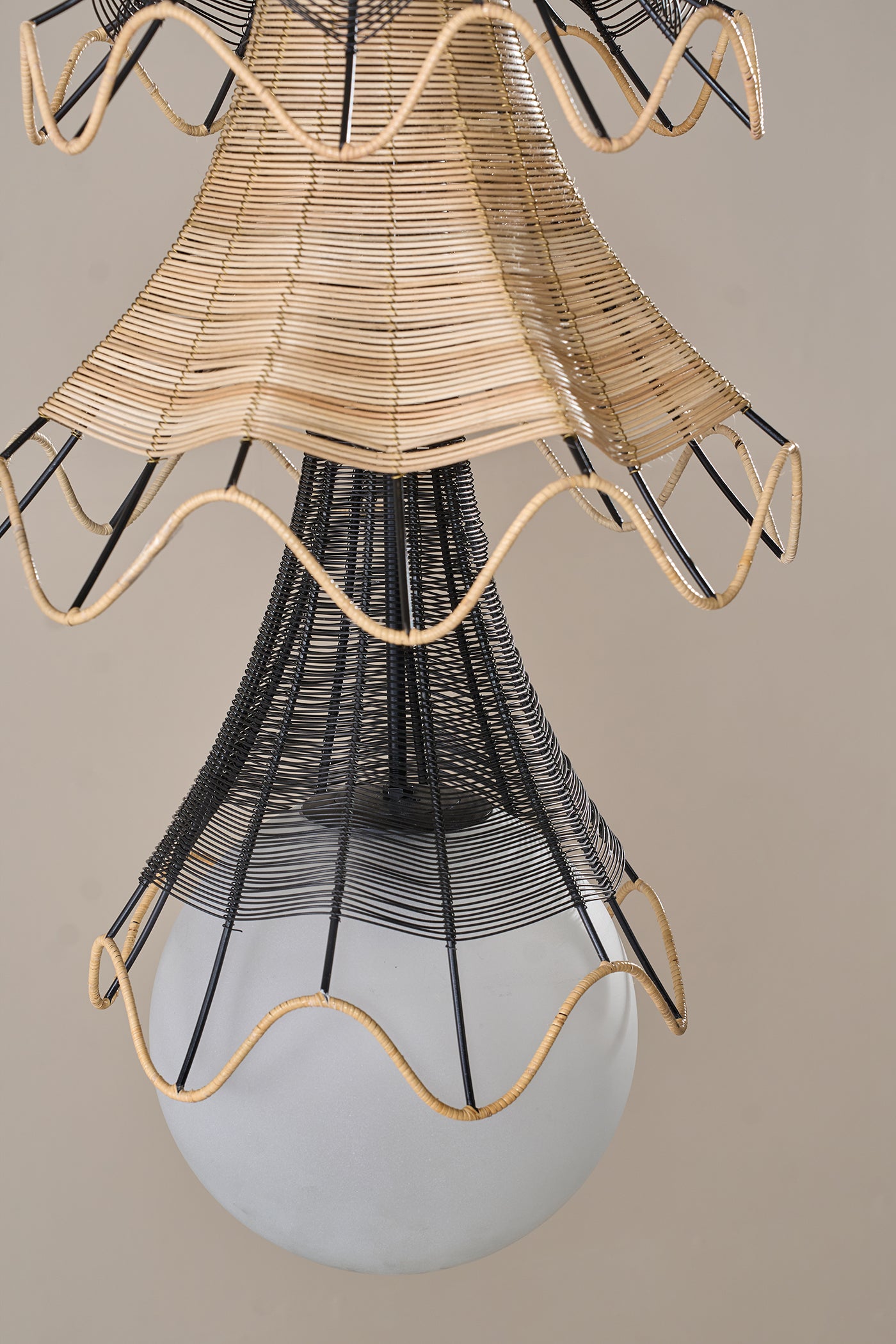 Lehar Cluster of 3 
Hanging Lamp