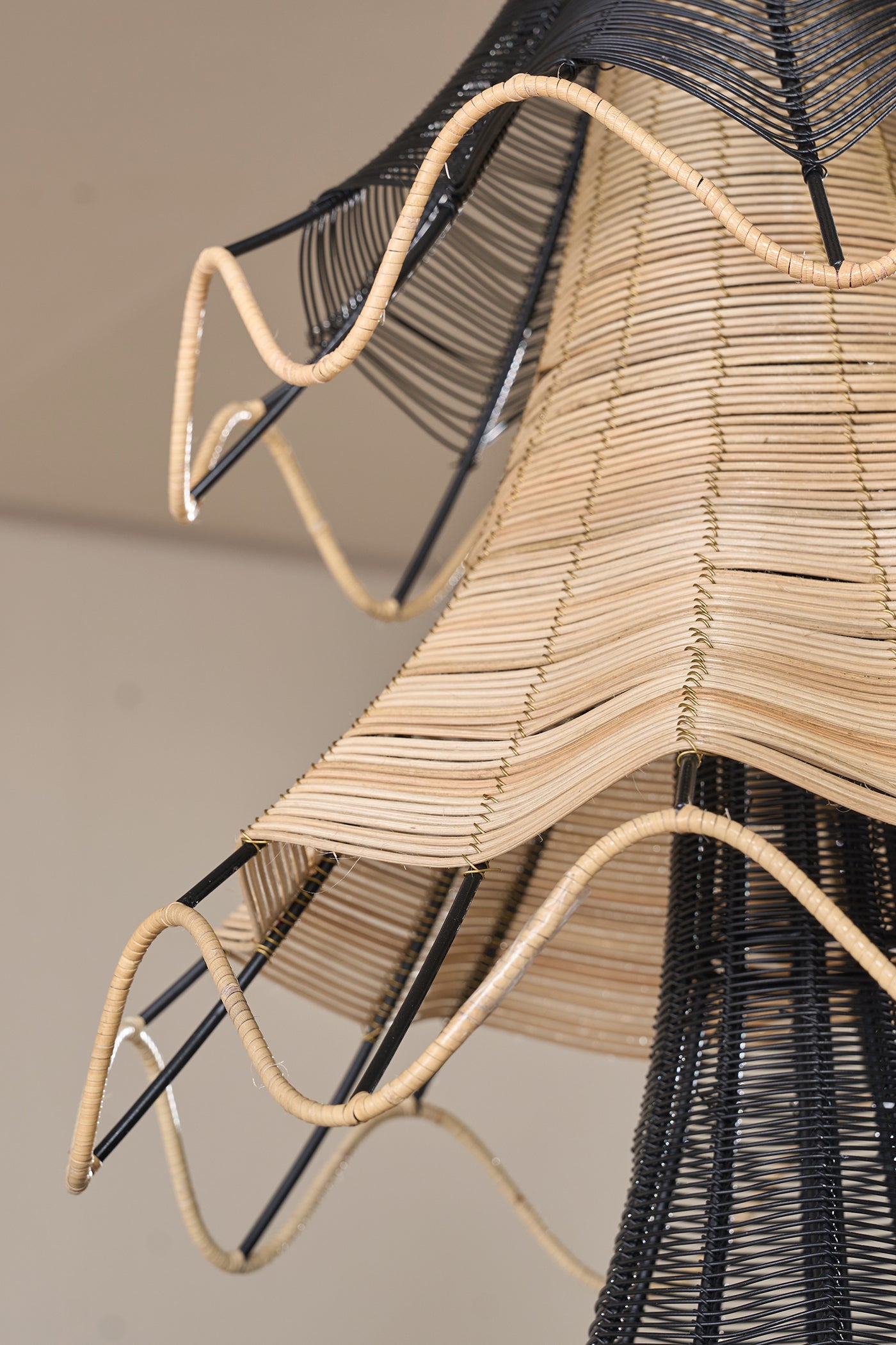 Lehar Cluster of 3 
Hanging Lamp