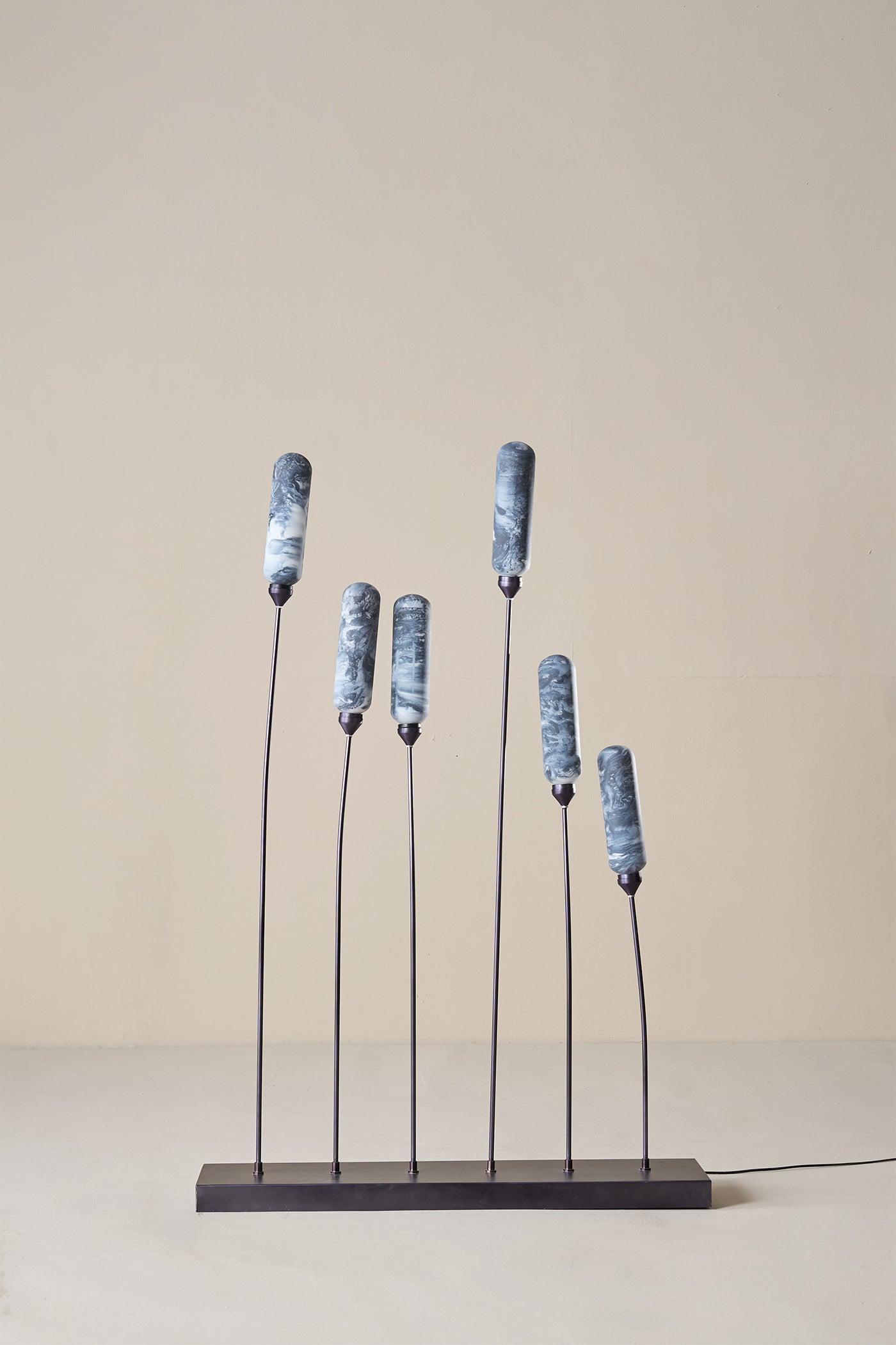 Kinara Outdoor
Floor Lamp
Black