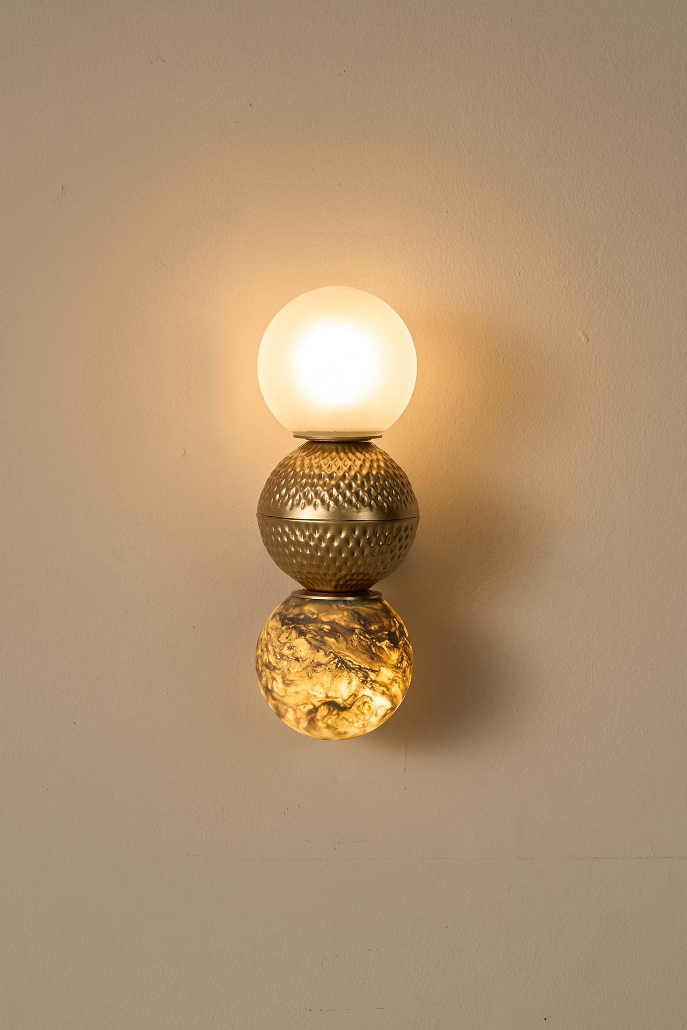 Lagori Gold Marble Painting Wall Lamp