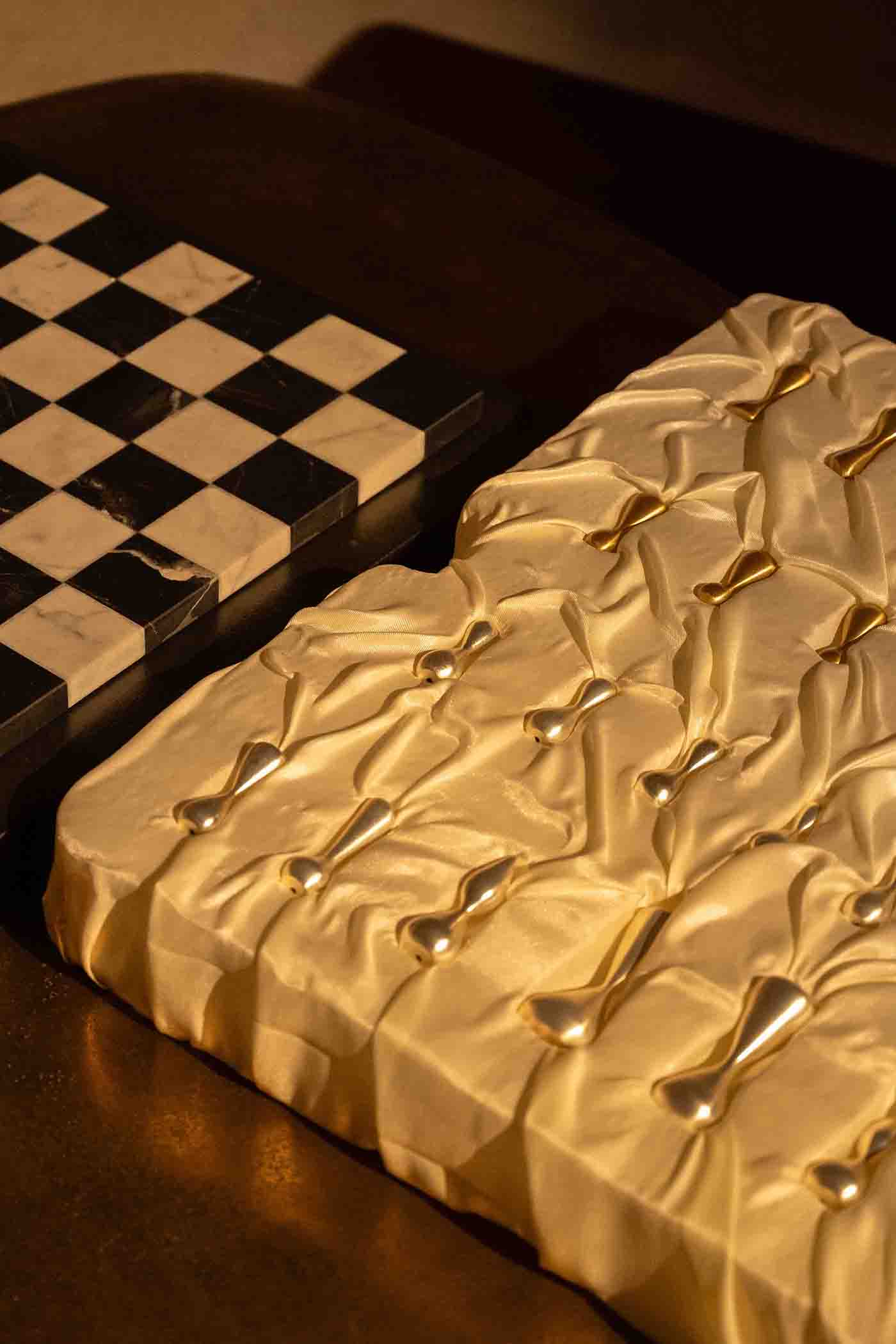 Chronos chess set